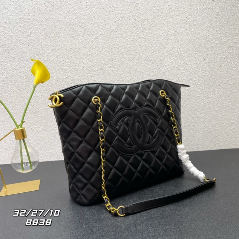 Ch**el shopping bags
